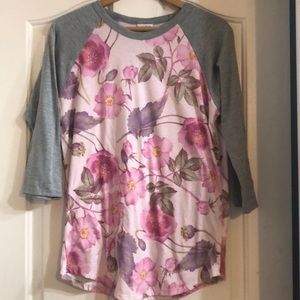 LulaRoe Women’s Floral Shirt Size Medium